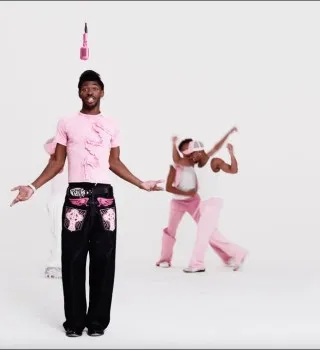 Lil Nas X – BIG DUMMY!