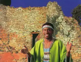 Ringo Madlingozi – Vukani
